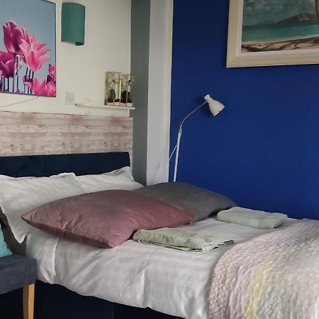 Joanna'S Studio , Key Locker By Whatsapp Own Entrance, Own Bathroom Youghal Extérieur photo