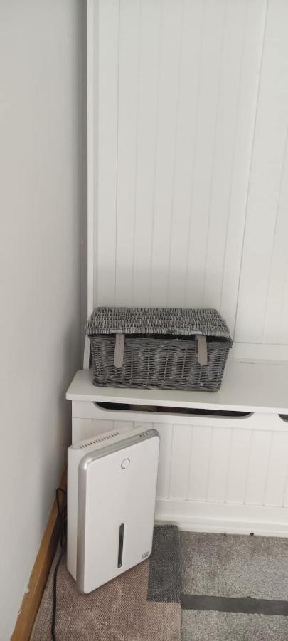 Joanna'S Studio , Key Locker By Whatsapp Own Entrance, Own Bathroom Youghal Extérieur photo