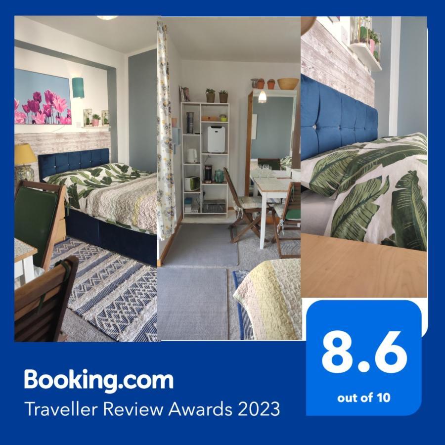 Joanna'S Studio , Key Locker By Whatsapp Own Entrance, Own Bathroom Youghal Extérieur photo